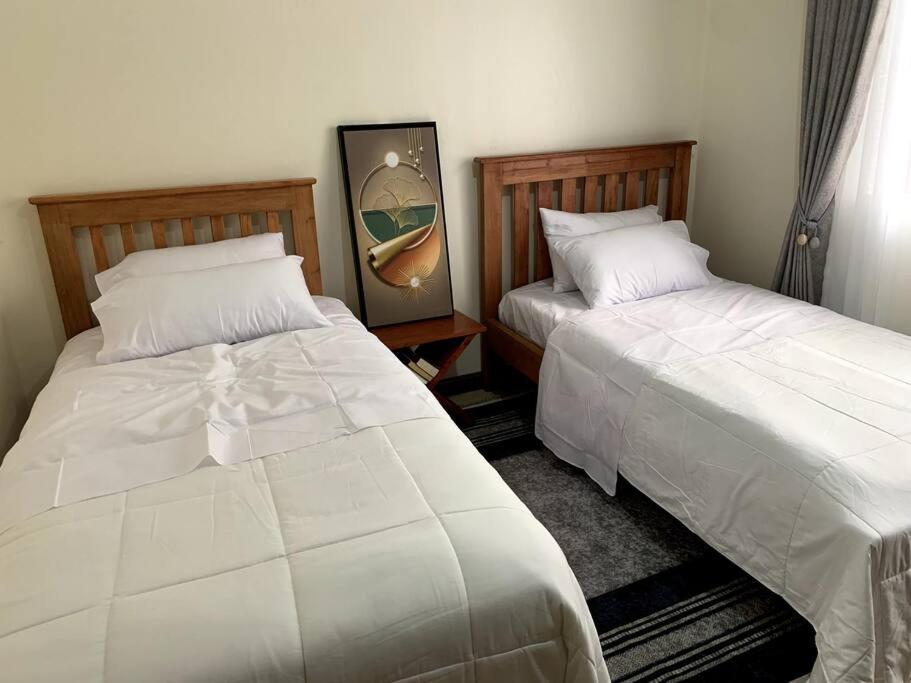 Cozy 2-Bedroom Apartment Within City Limits. Kampala Exterior foto