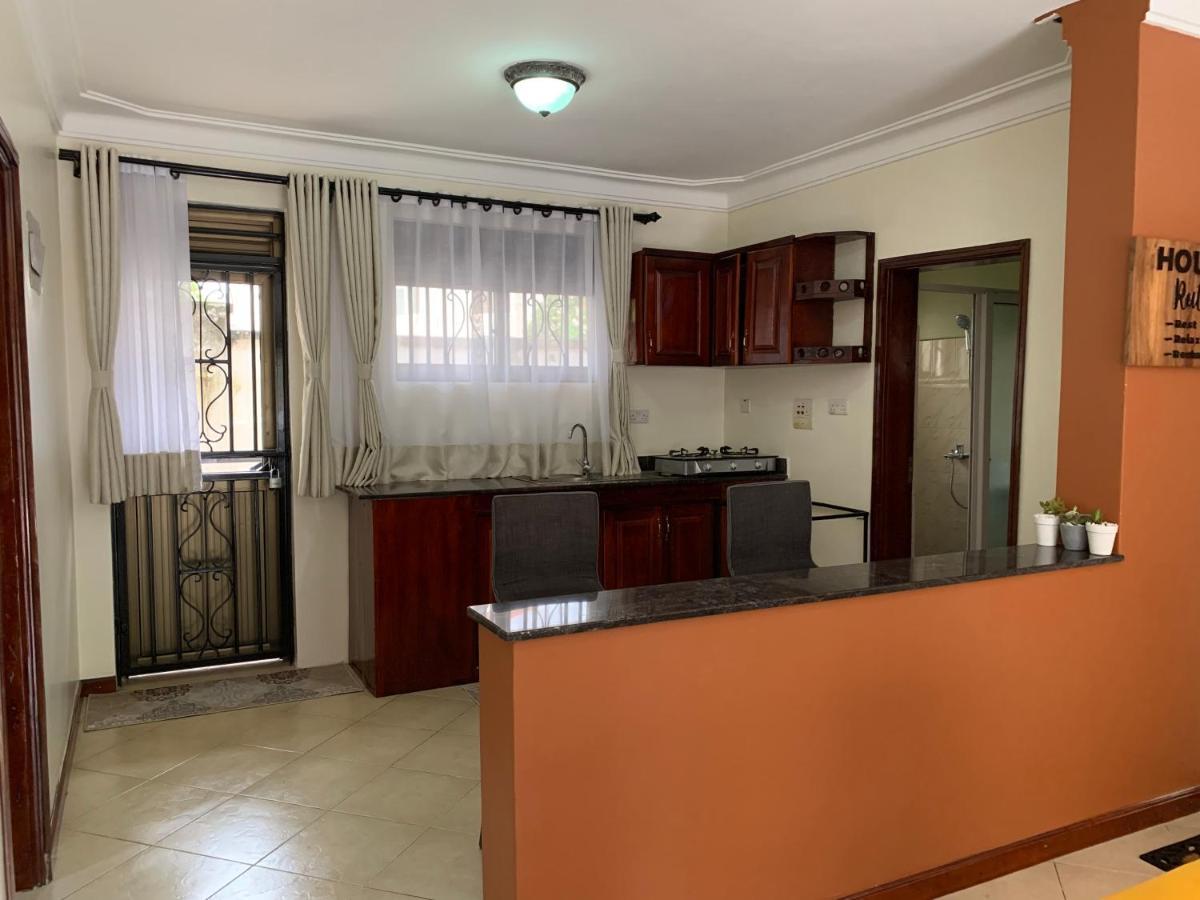 Cozy 2-Bedroom Apartment Within City Limits. Kampala Exterior foto